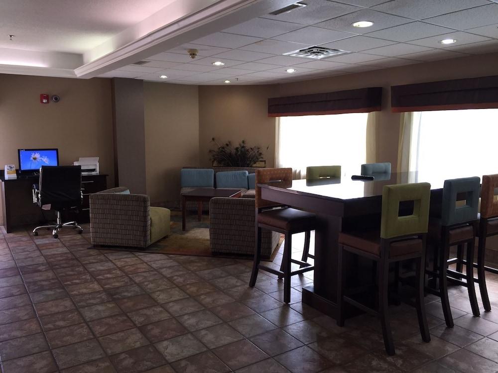 Spark By Hilton Wytheville East Main Street Eksteriør bilde
