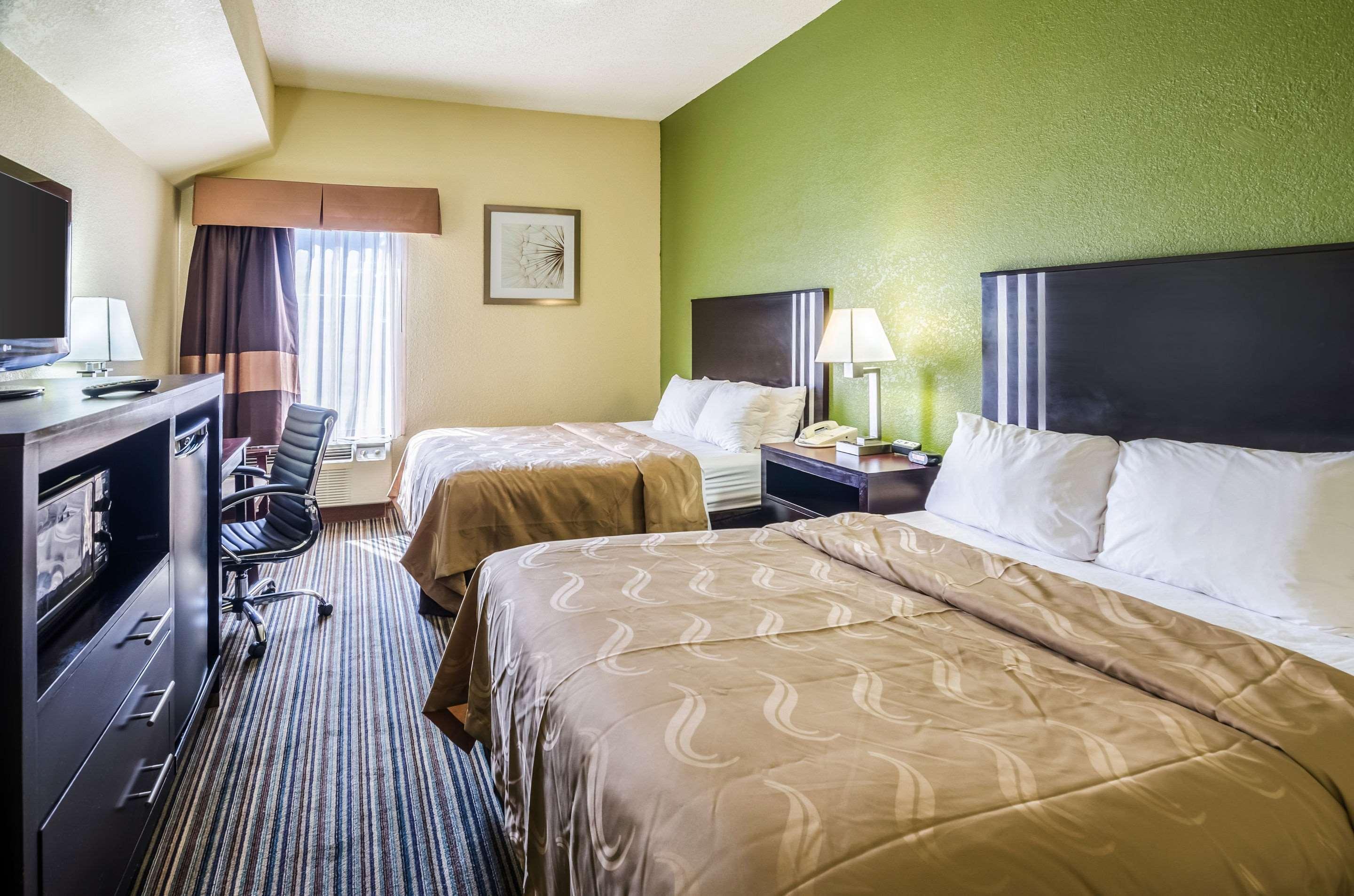 Spark By Hilton Wytheville East Main Street Eksteriør bilde