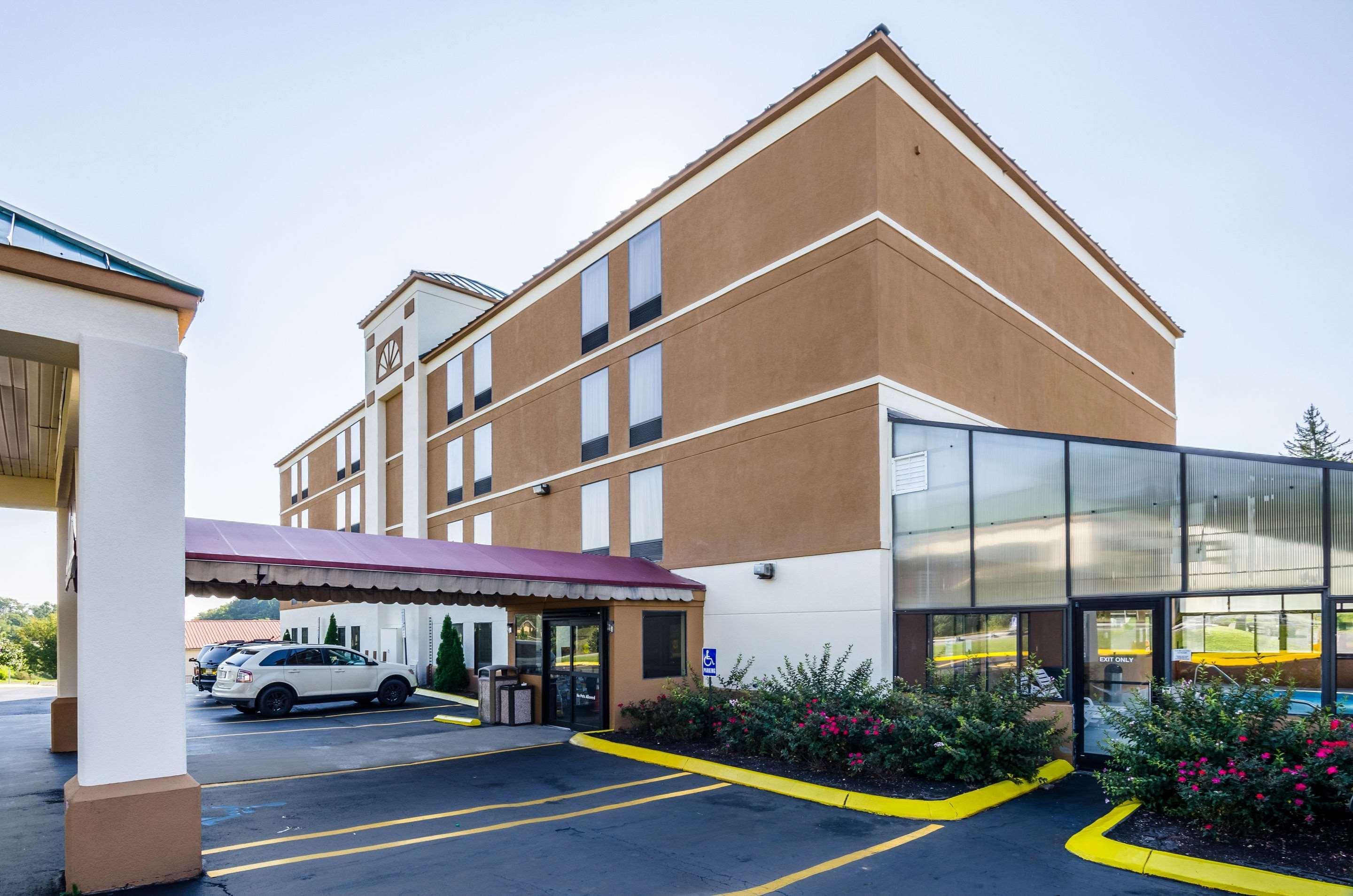 Spark By Hilton Wytheville East Main Street Eksteriør bilde