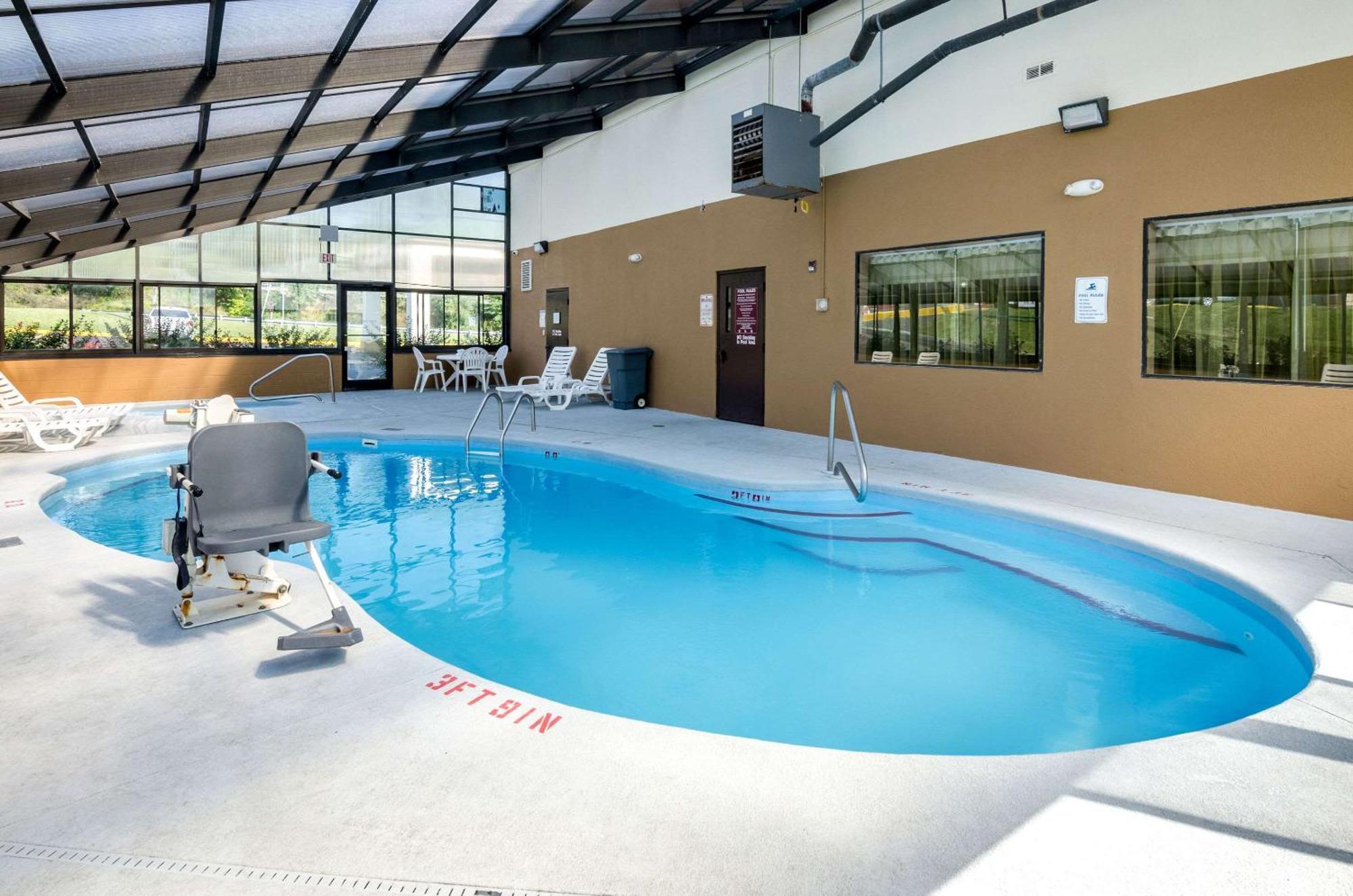 Spark By Hilton Wytheville East Main Street Eksteriør bilde