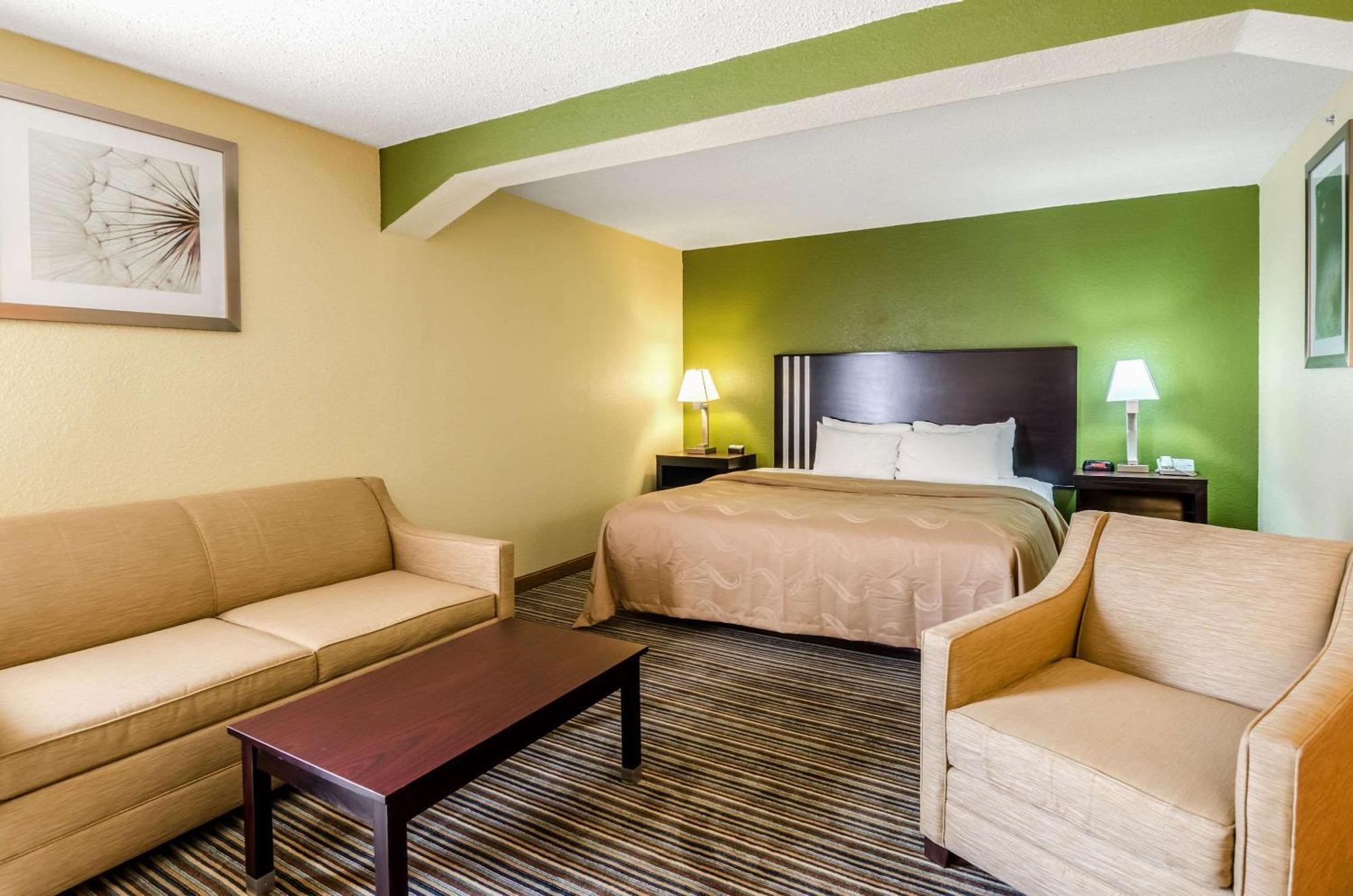 Spark By Hilton Wytheville East Main Street Eksteriør bilde