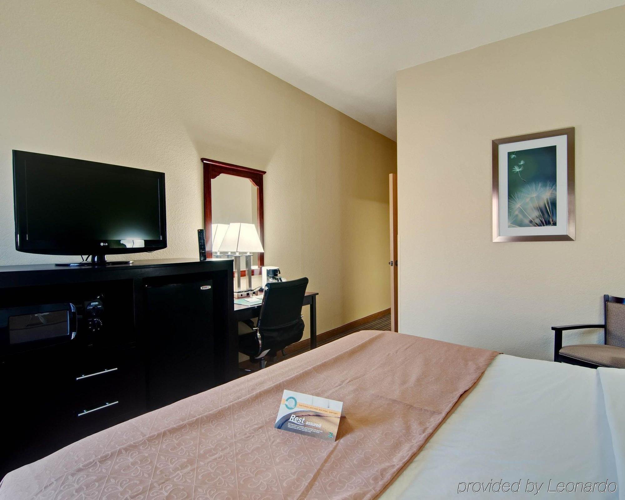 Spark By Hilton Wytheville East Main Street Eksteriør bilde