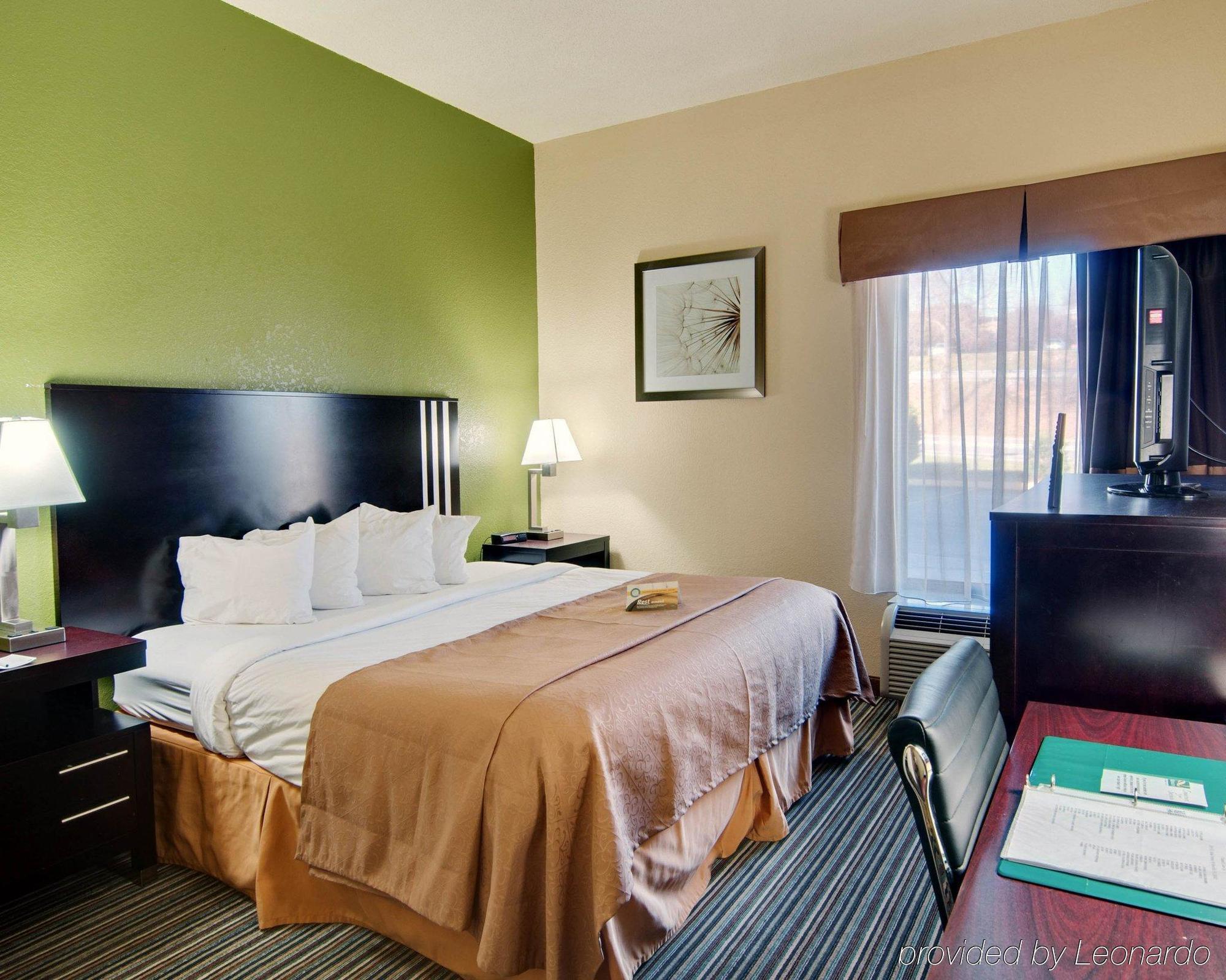 Spark By Hilton Wytheville East Main Street Eksteriør bilde