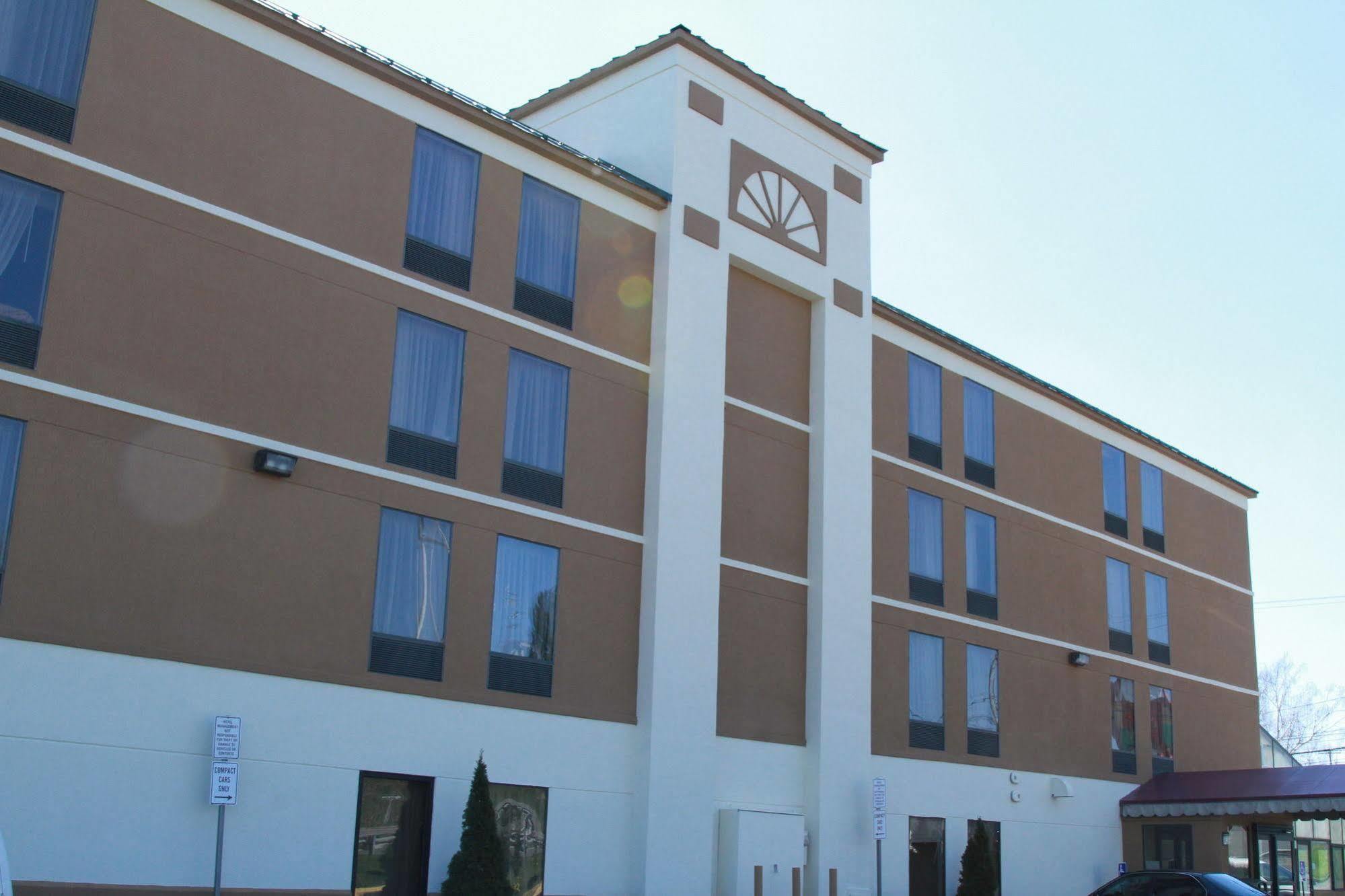 Spark By Hilton Wytheville East Main Street Eksteriør bilde