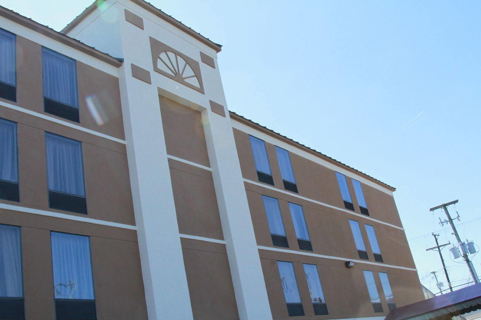 Spark By Hilton Wytheville East Main Street Eksteriør bilde
